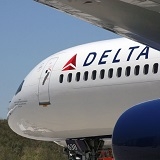 Чистая прибыль Delta Air Lines в 2017 г снизилась на 18% // ПРАЙМ
