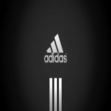 Adidas увеличил выручку в 2018 году до рекордного уровня